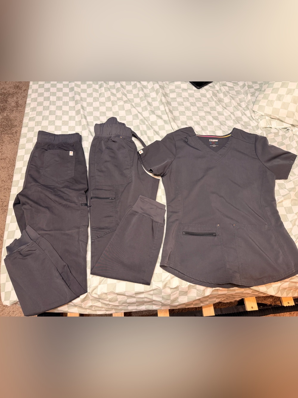 Scrubstar Women's Scrub Set in Charcoal Gray